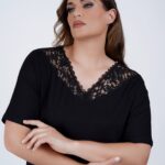 Μπλούζα με δαντέλα