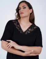Μπλούζα με δαντέλα